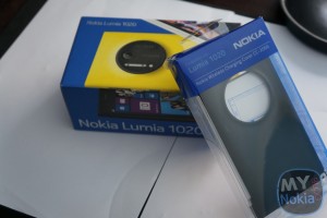 Video & Gallery: Nokia Lumia 1020 Unboxing +Wireless Charging Cover