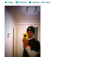 Finnish F1 Star, Heikki Kovalainen twitpics a selfie shot on the Nokia Lumia 1020. Share your Nokia Selfies :P