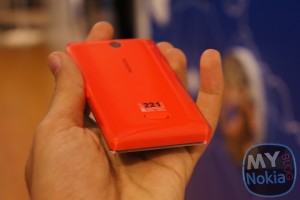 Nokia Asha 500 Hands on Video & Gallery