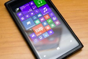 Lumia 920 With Extra Column of Tiles Shows Up on Beta Build of GDR3