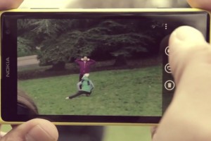 Lolol: Nokia France’s Shoot first, Zoom Later Nokia Lumia 1020 hilarious risquÃ© ad!