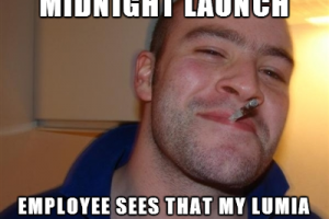 Guy gets upgrade from 920 to the 41MP Nokia Lumia 1020 at Xbox One midnight launch