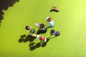 Cute Nokia Animation showing off sunlight readability of Nokia Lumia 2520