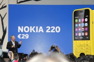 Super affordable Nokia 220 and Nokia Asha 230 announced (on sale immediately)