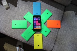 Gallery: Nokia XL in Yellow, Cyan, Orange and Green