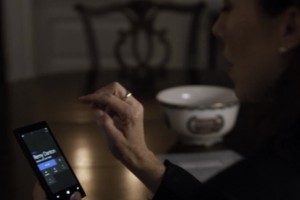 Spotted: Nokia Lumia 920 in House of Cards, Season 2, Jackie Sharp