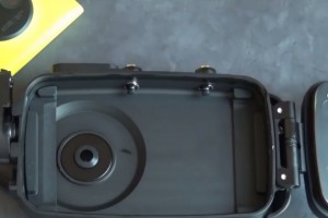 A closer look at the underwater housing for Nokia Lumia 1020