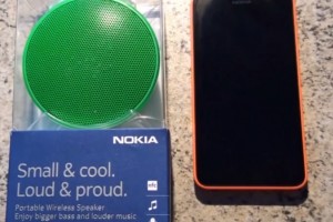 Unboxing of the Nokia Bluetooth Mini Speaker MD-12