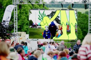 Nokia Lumia 930 and Microsoft One Experience Live – Family festival stunt