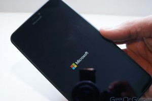 Lumia 640 XL Unboxing Hands on & First Impressions